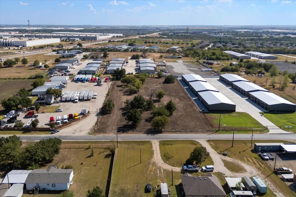 17326 Gaffield Road Justin, TX 76247