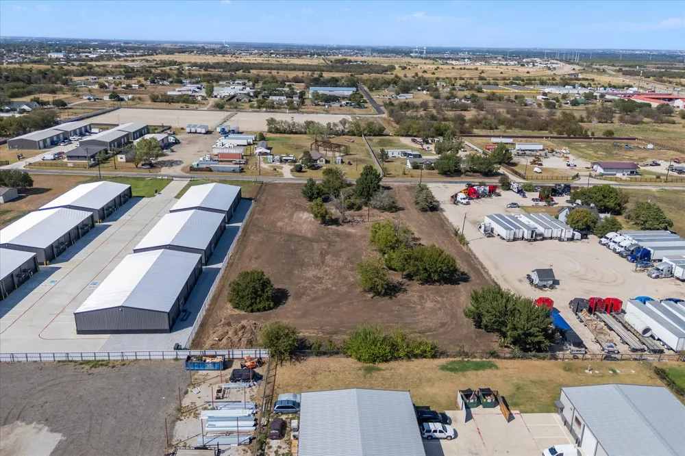 17326 Gaffield Road Justin, TX 76247