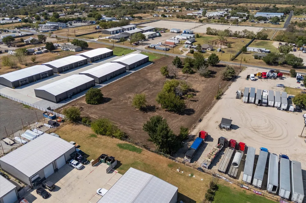 17326 Gaffield Road Justin, TX 76247