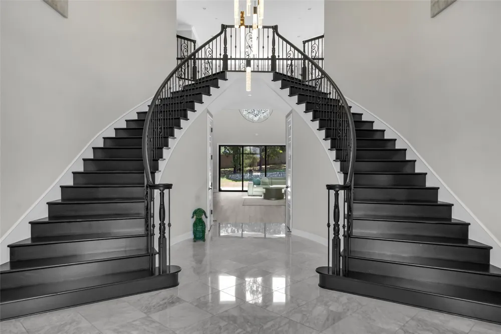 809 Charleston Drive Southlake, TX 76092
