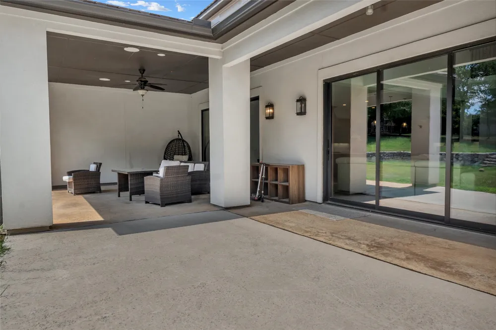 809 Charleston Drive Southlake, TX 76092