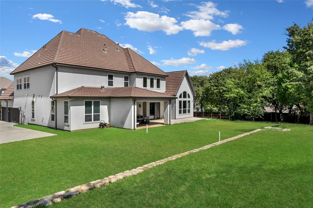 809 Charleston Drive Southlake, TX 76092