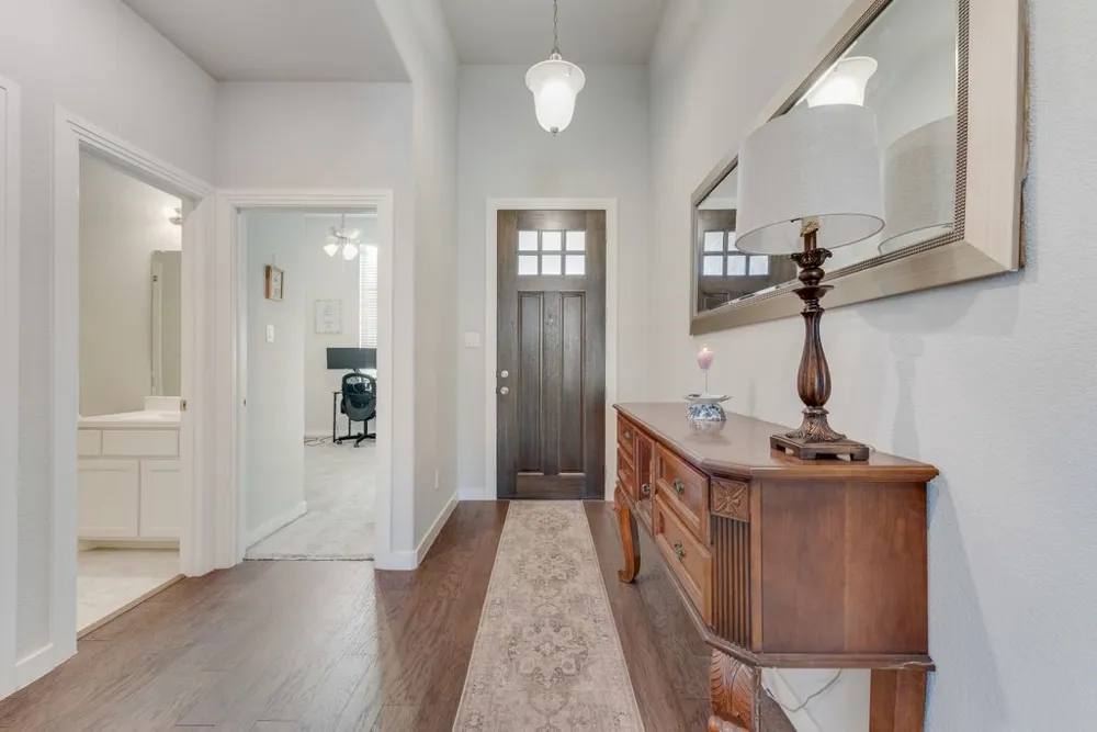 1308 E Swan Trail Argyle, TX 76226