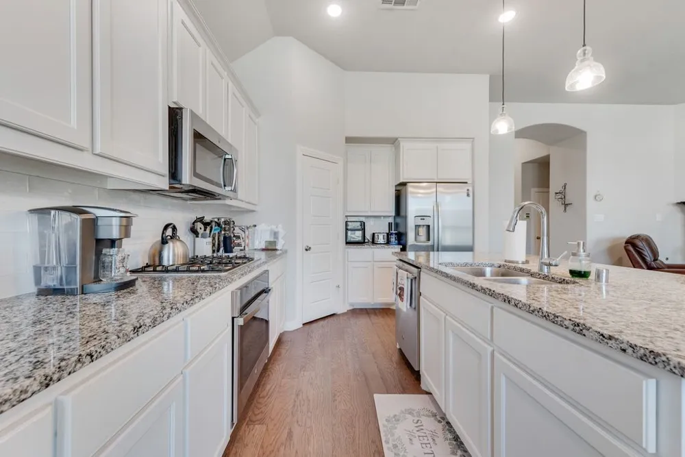 1308 E Swan Trail Argyle, TX 76226
