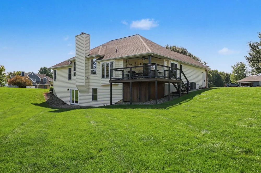 12 Hawksbury Point Battle Creek, MI 49014
