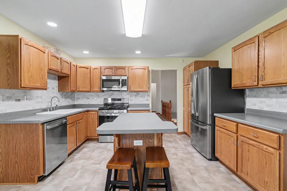 12 Hawksbury Point Battle Creek, MI 49014