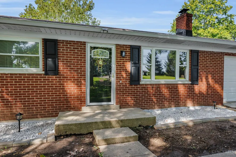 11935 Mill Road Springfield, OH 45240