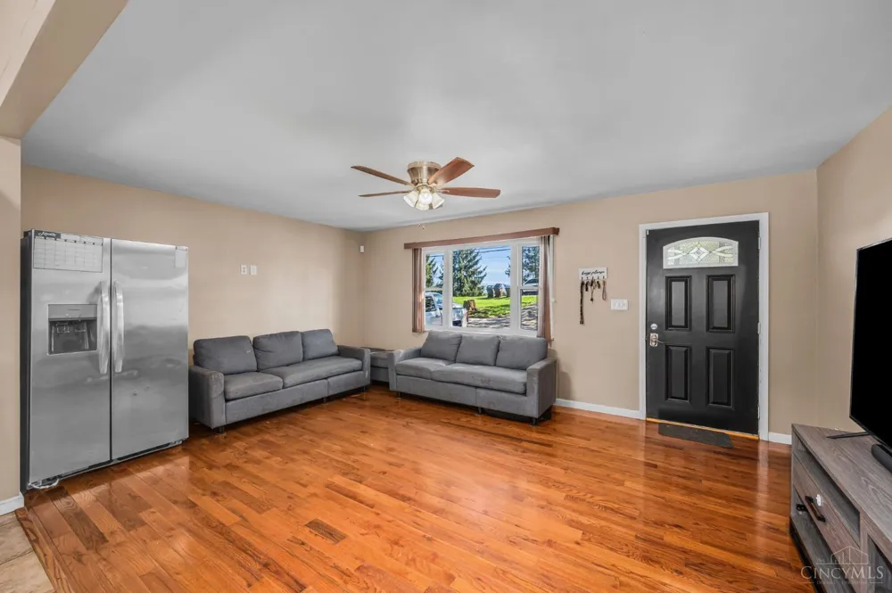 11935 Mill Road Springfield, OH 45240