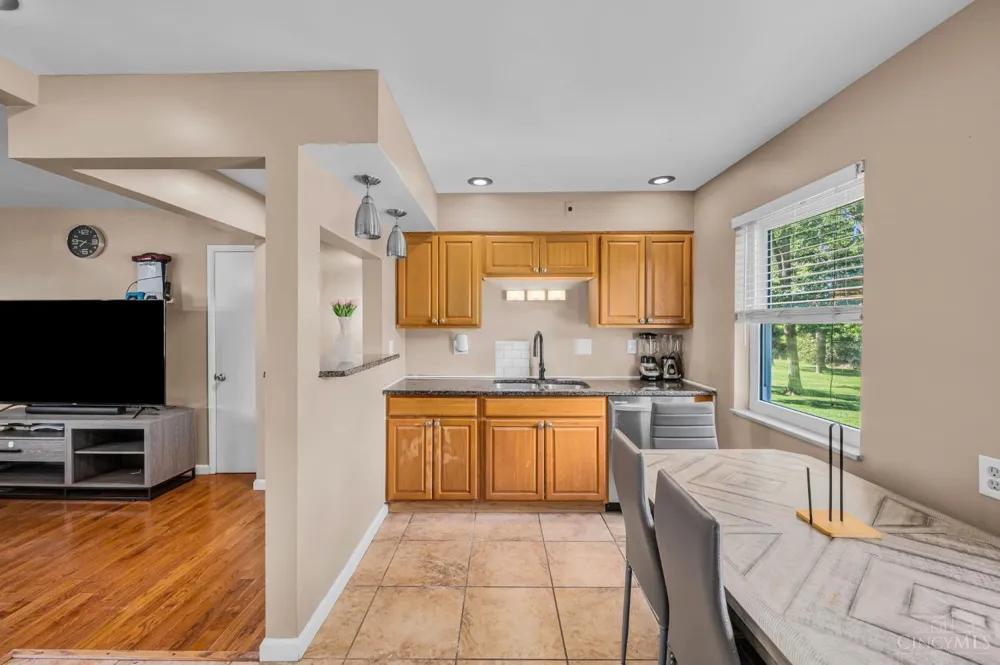 11935 Mill Road Springfield, OH 45240