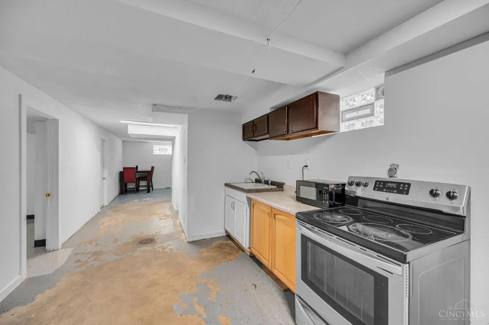11935 Mill Road Springfield, OH 45240