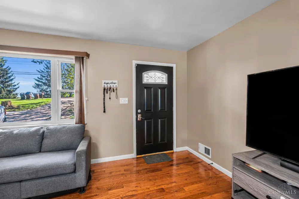 11935 Mill Road Springfield, OH 45240