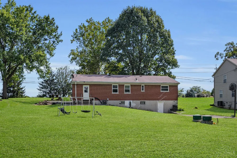 11935 Mill Road Springfield, OH 45240