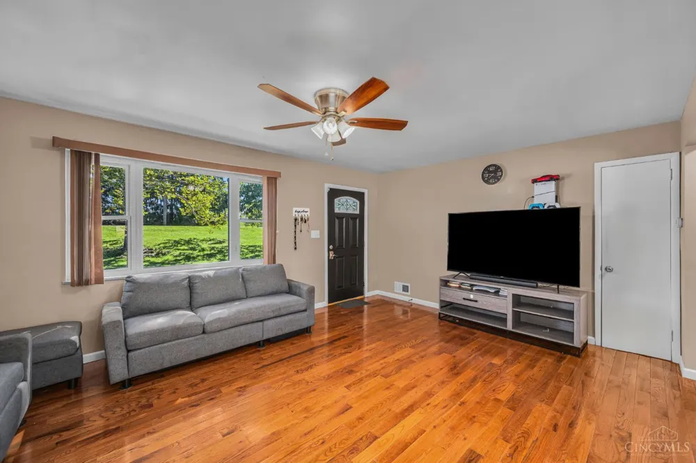 11935 Mill Road Springfield, OH 45240