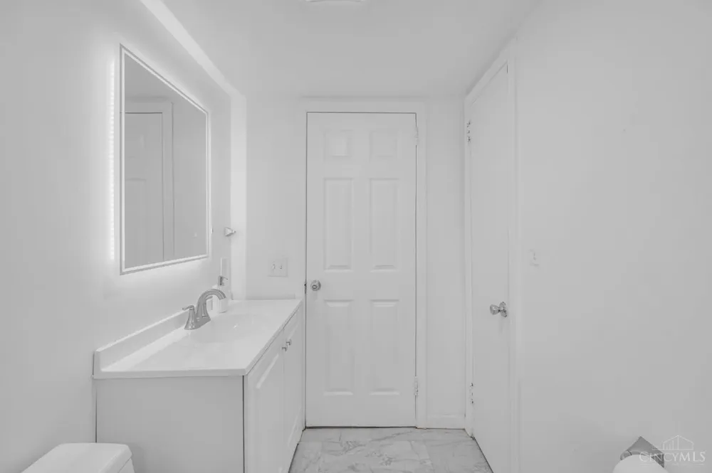 11935 Mill Road Springfield, OH 45240