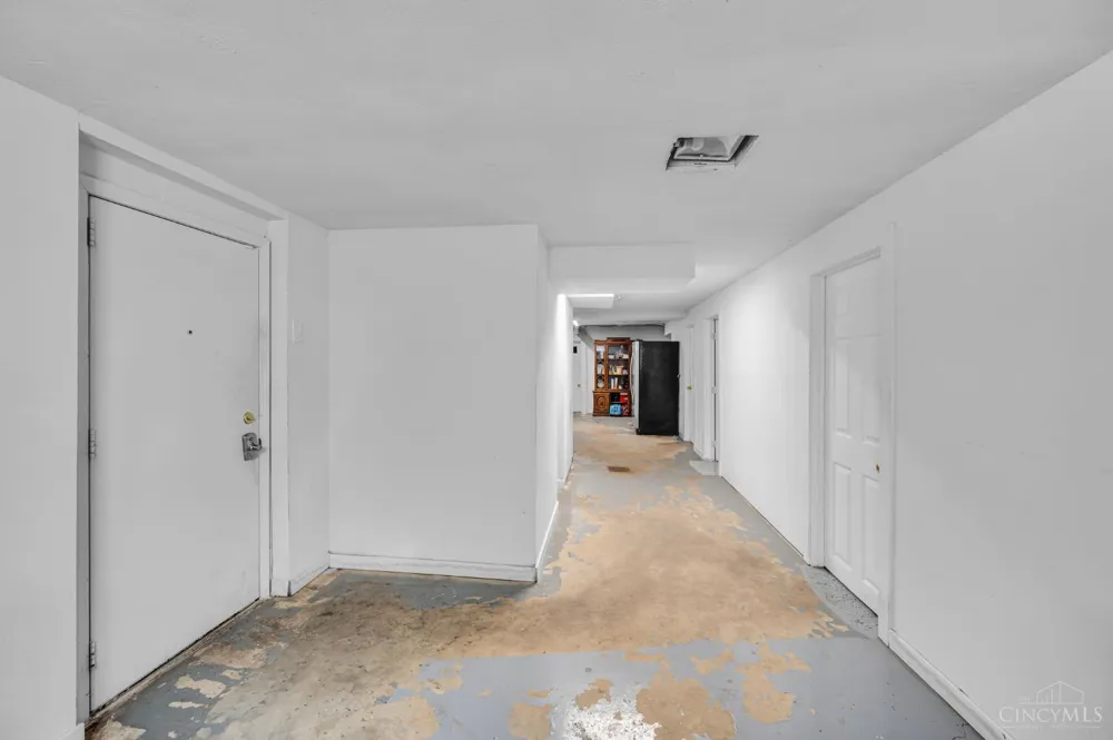 11935 Mill Road Springfield, OH 45240