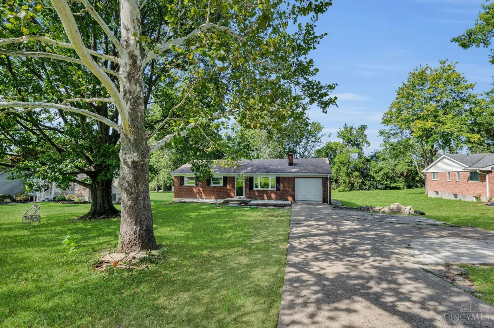 11935 Mill Road Springfield, OH 45240
