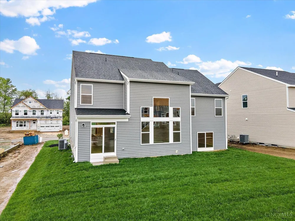 6513 River Birch Street Tipp City, OH 45371