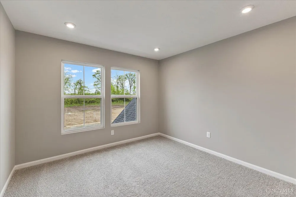 6513 River Birch Street Tipp City, OH 45371