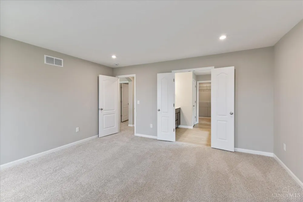 6513 River Birch Street Tipp City, OH 45371
