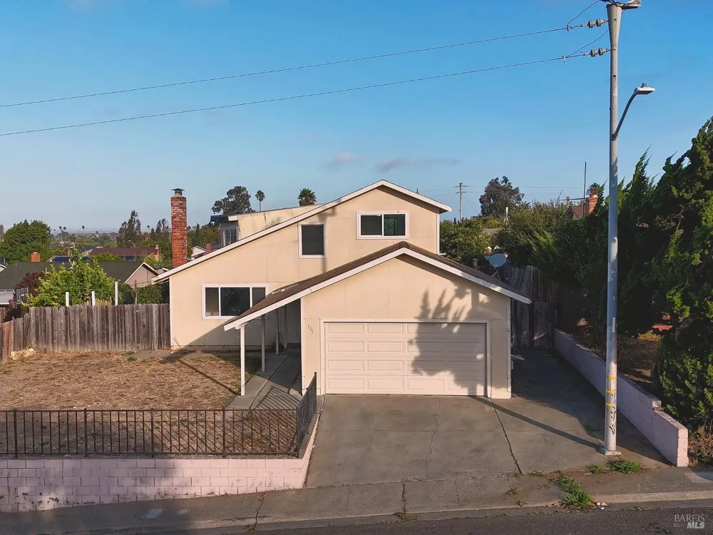 153 Dartmouth Avenue Vallejo, CA 94589