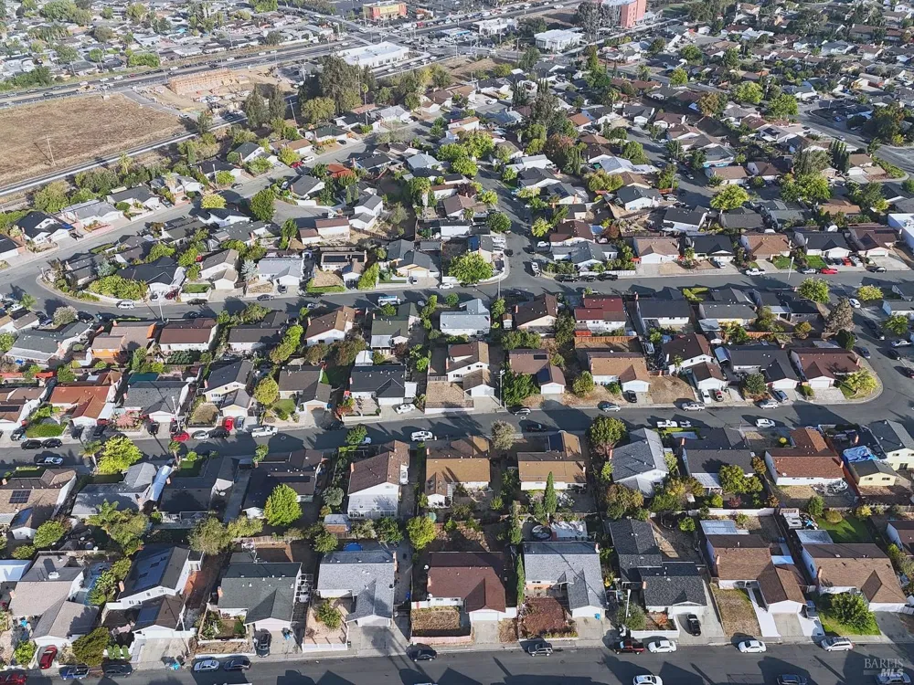 153 Dartmouth Avenue Vallejo, CA 94589