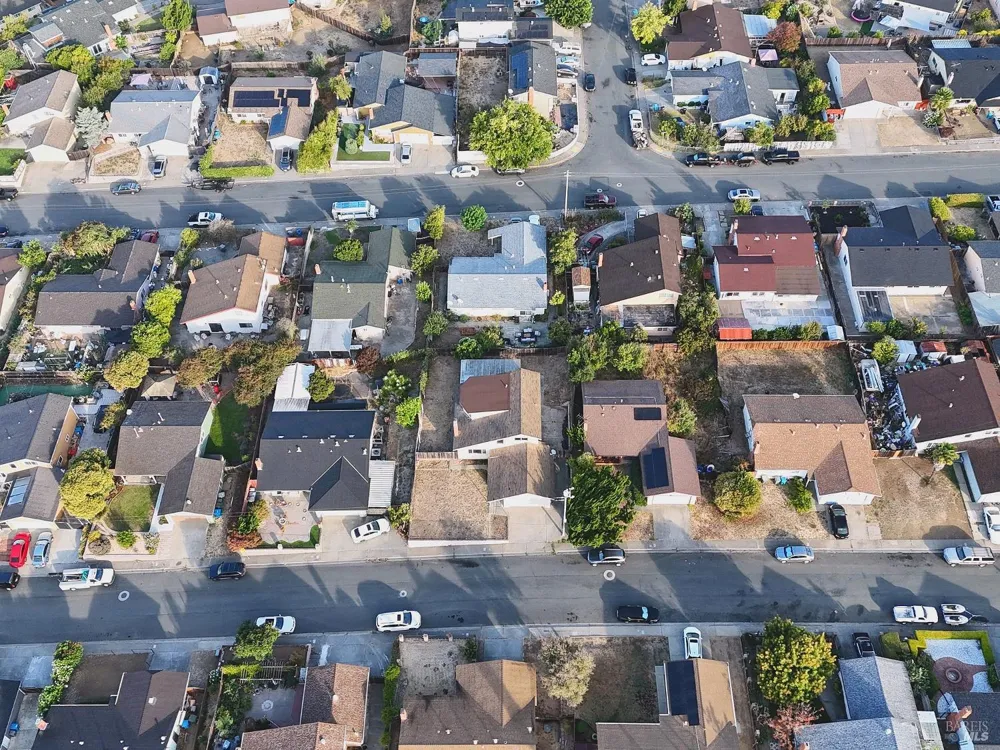 153 Dartmouth Avenue Vallejo, CA 94589