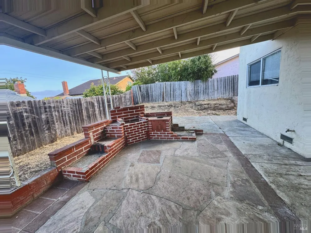 153 Dartmouth Avenue Vallejo, CA 94589