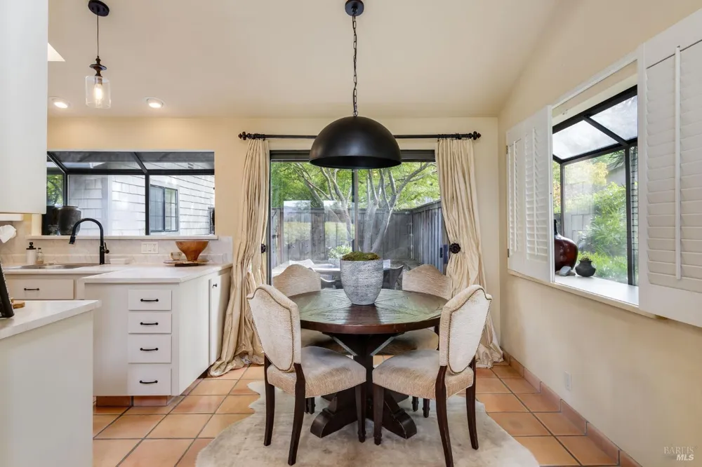 6950 Yount Street Yountville, CA 94599