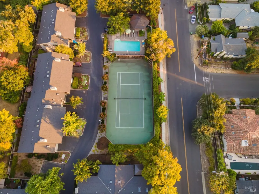 6950 Yount Street Yountville, CA 94599