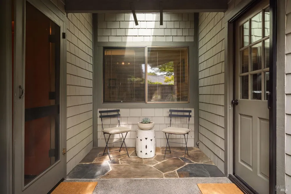 6950 Yount Street Yountville, CA 94599
