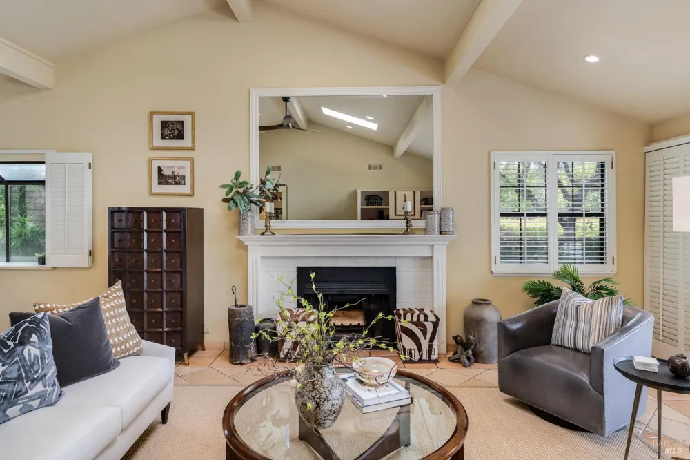 6950 Yount Street Yountville, CA 94599