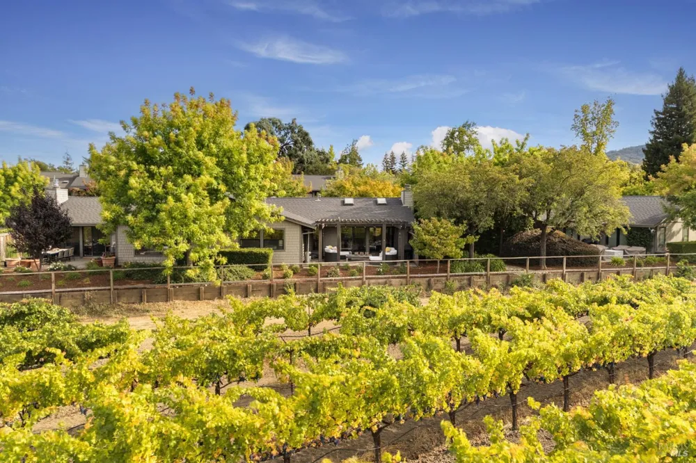 6950 Yount Street Yountville, CA 94599