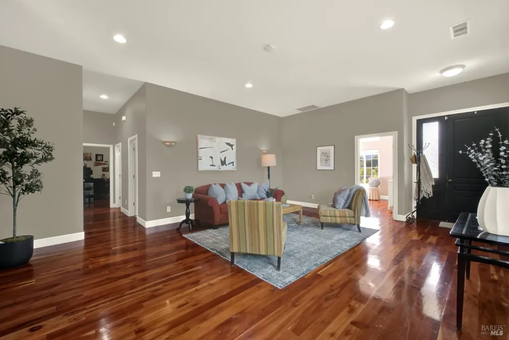1597 Estee Avenue Napa, CA 94558