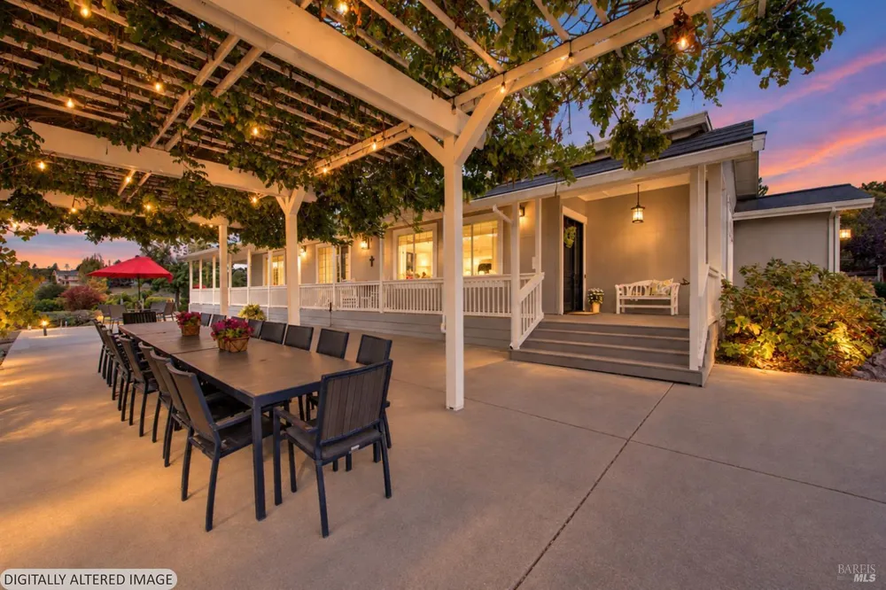1597 Estee Avenue Napa, CA 94558
