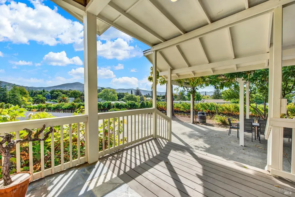 1597 Estee Avenue Napa, CA 94558