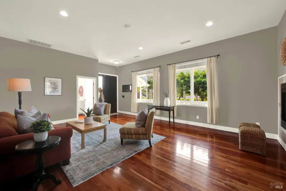 1597 Estee Avenue Napa, CA 94558