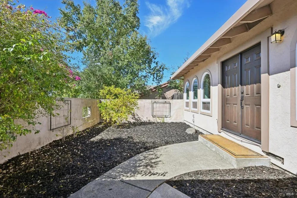 5427 Yerba Buena Road Santa Rosa, CA 95409