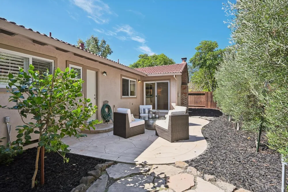 5427 Yerba Buena Road Santa Rosa, CA 95409