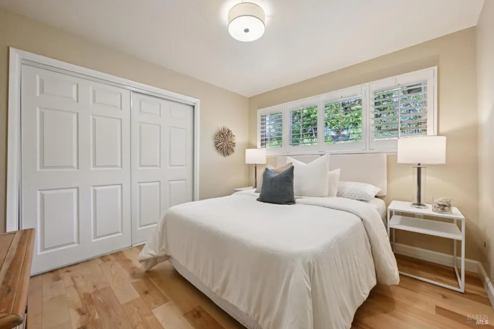 5427 Yerba Buena Road Santa Rosa, CA 95409