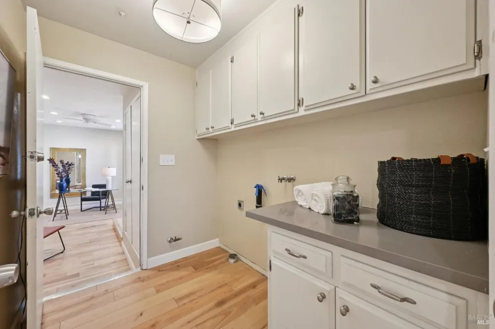5427 Yerba Buena Road Santa Rosa, CA 95409