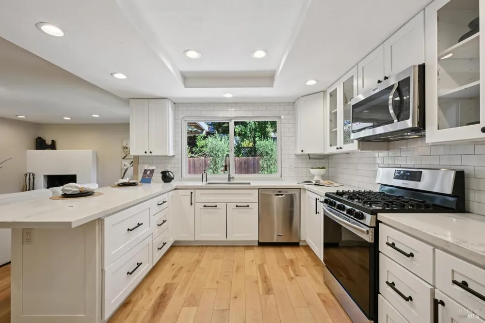 5427 Yerba Buena Road Santa Rosa, CA 95409
