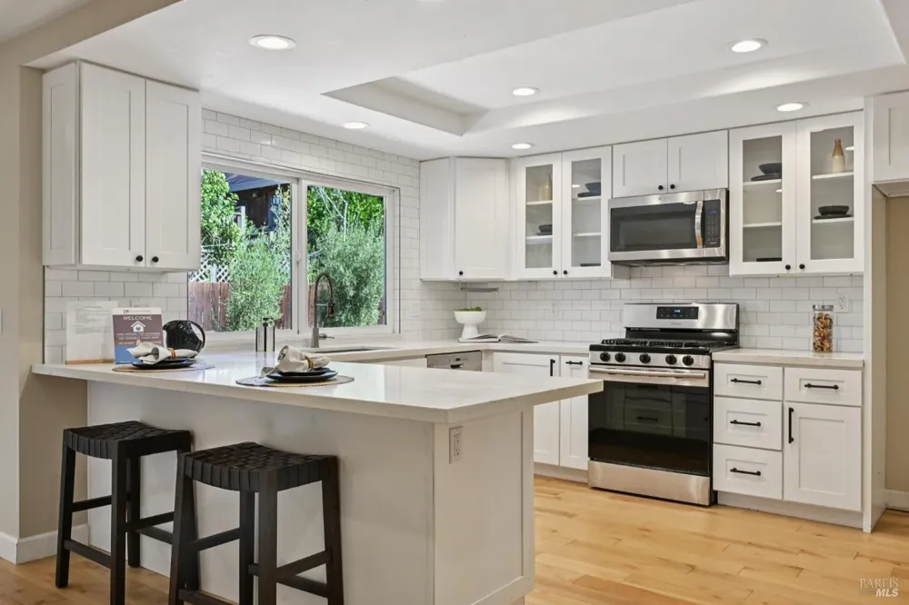 5427 Yerba Buena Road Santa Rosa, CA 95409