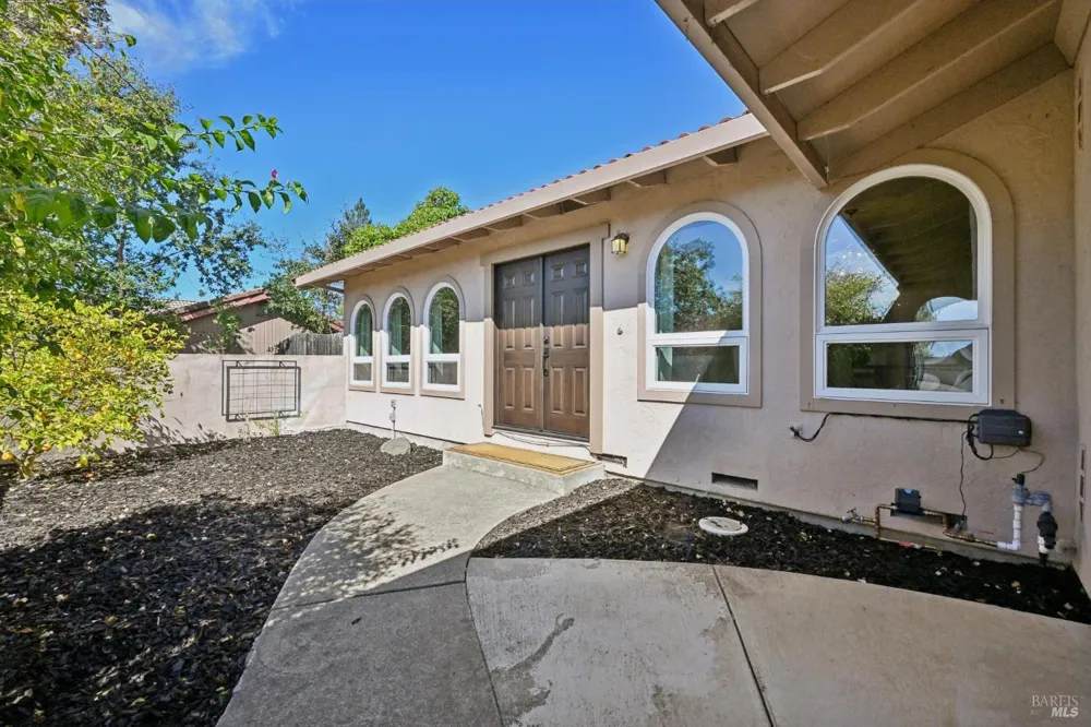 5427 Yerba Buena Road Santa Rosa, CA 95409