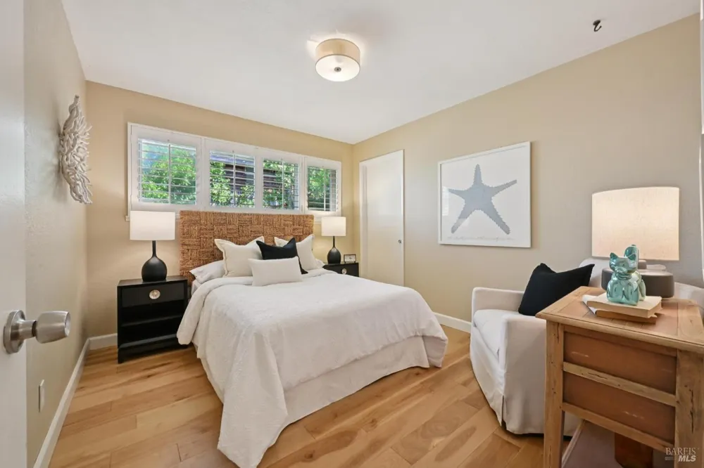 5427 Yerba Buena Road Santa Rosa, CA 95409