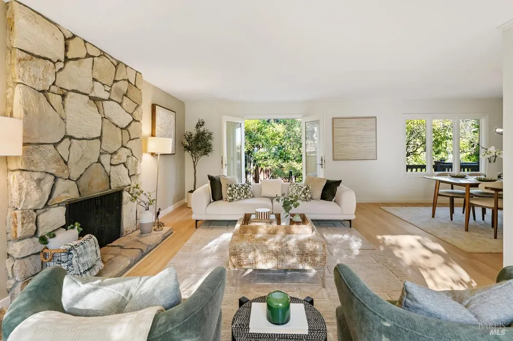 146 Almenar Drive Greenbrae, CA 94904