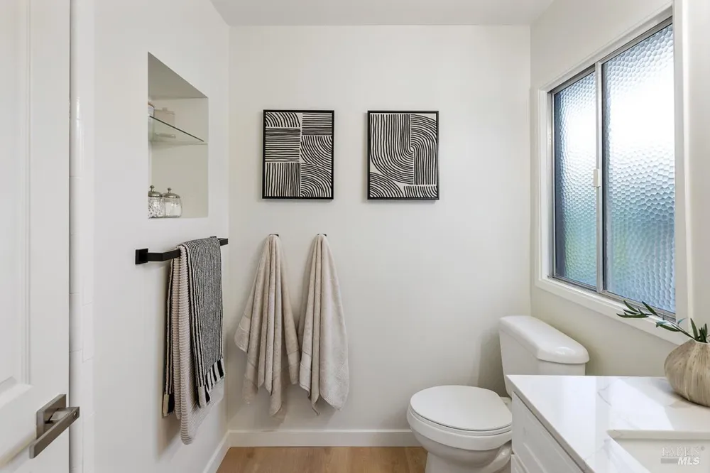 146 Almenar Drive Greenbrae, CA 94904