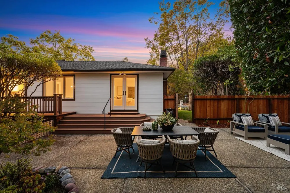 146 Almenar Drive Greenbrae, CA 94904