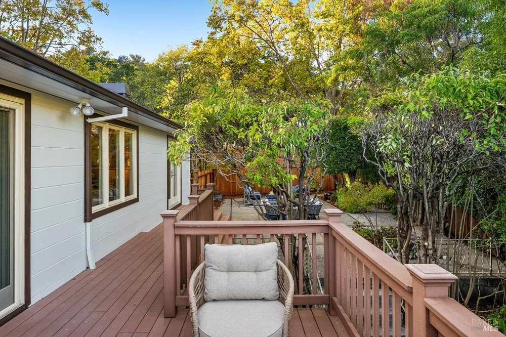 146 Almenar Drive Greenbrae, CA 94904