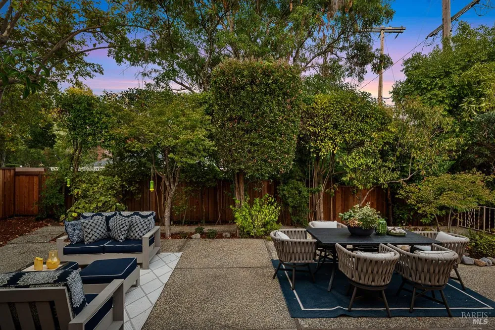 146 Almenar Drive Greenbrae, CA 94904
