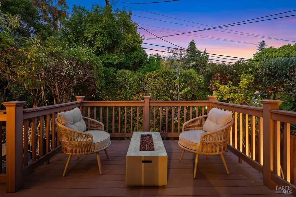 146 Almenar Drive Greenbrae, CA 94904